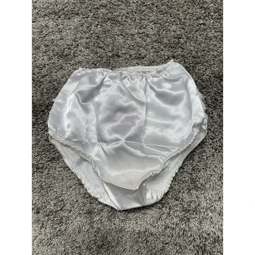 White Ruffled Lace Diaper Cover For Babies Embroidered 